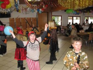 stammtisch20-20kinderfasching200920014